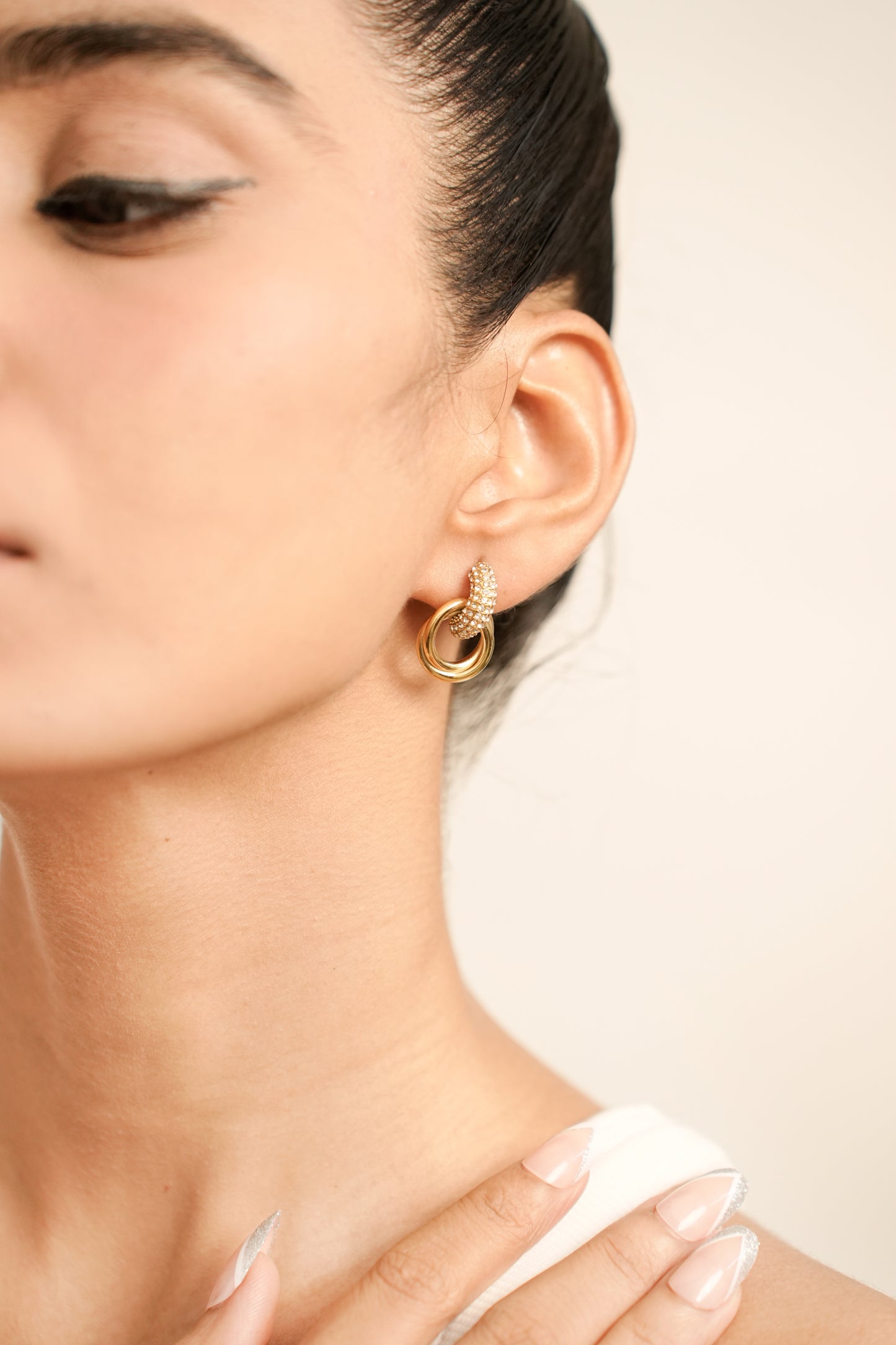 La Pariz Solara Hoops