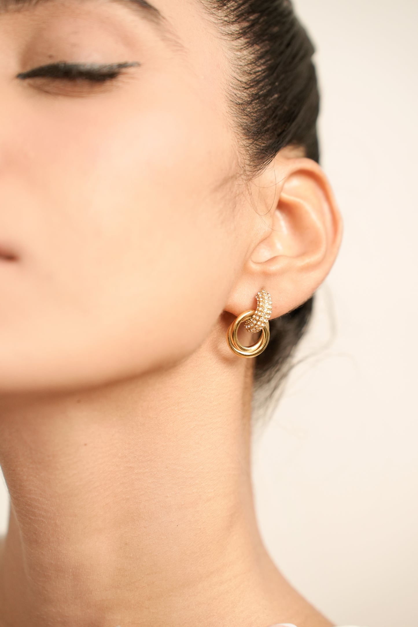 La Pariz Solara Hoops