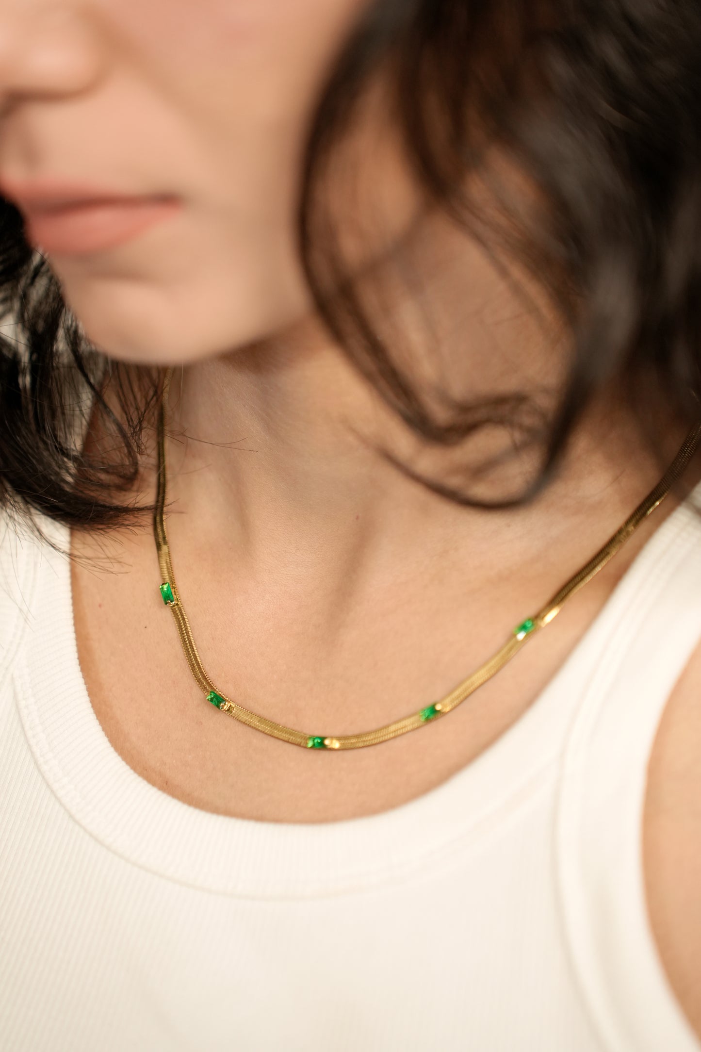 La Pariz Émeraude Chic Necklace